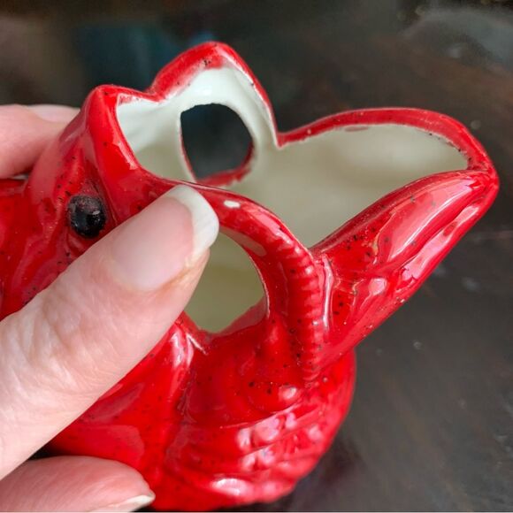 Vintage Red Lobster Creamer Gravy Boat – Ceramic Coastal Serveware Maine - Picture 5 of 6